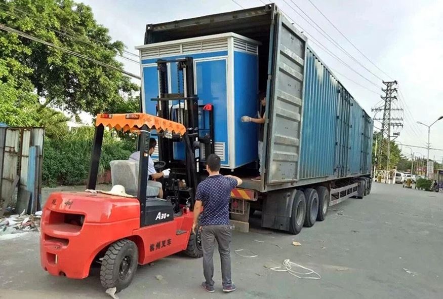 mobile portable toilet mobile portable toilet