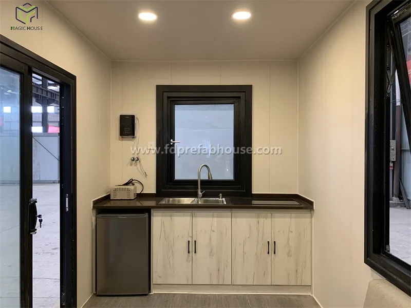 6960582e55c26ac5bf2c546da3cadc8