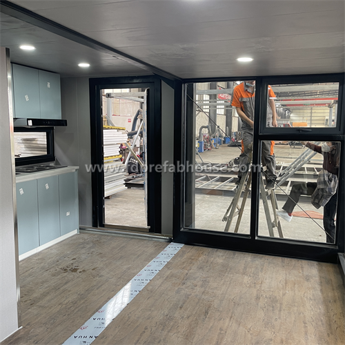 20 Feet Expandable Container House in The United States