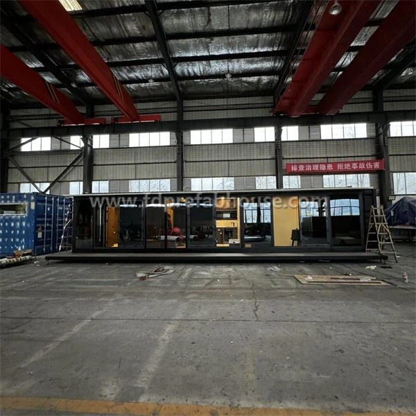 40ft Shipping Container House